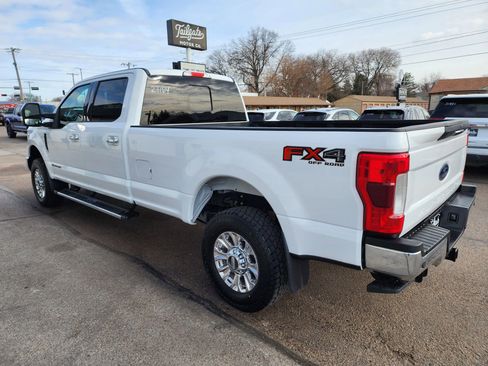 Used 2019 Ford F250 XLT w/ XLT Premium Package image 5