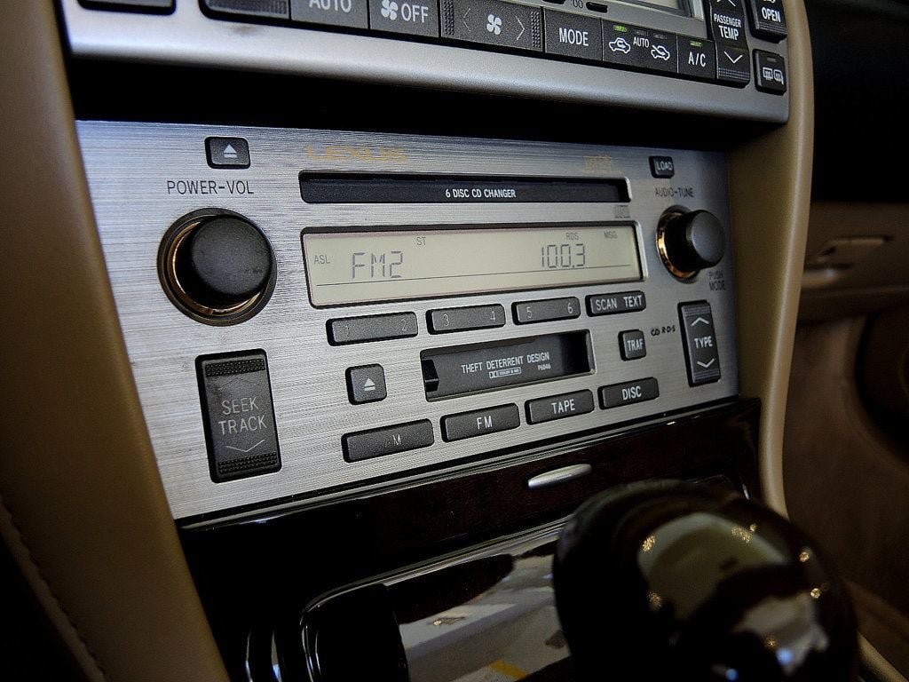 Used 2005 Lexus SC 430 Convertible w/ Preferred Accessory Pkg RWD image 15