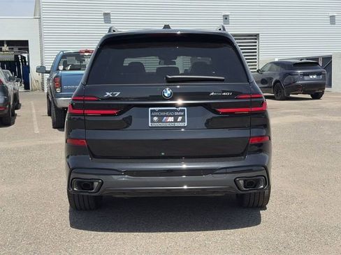 New 2026 BMW X7 xDrive40i w/ M Sport Package AWD/4WD image 7