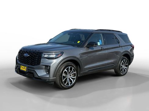 Used 2025 Ford Explorer ST-Line AWD/4WD image 1
