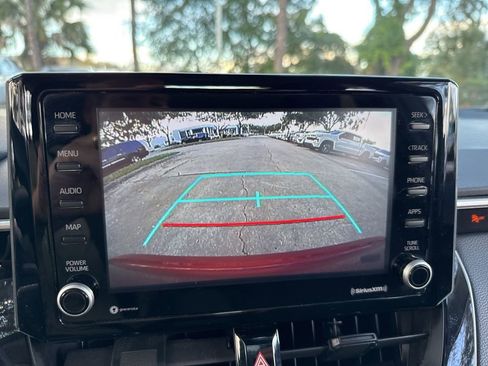 Used 2022 Toyota Corolla LE image 24