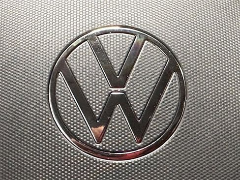 Used 2022 Volkswagen Tiguan S image 25