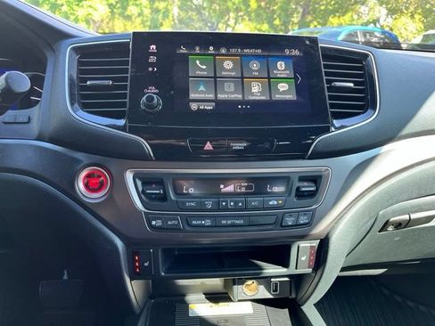 Used 2023 Honda Passport EX-L image 10