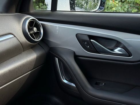 Used 2022 Chevrolet Blazer LT image 44