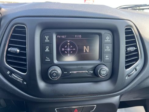 Used 2018 Jeep Compass Sport AWD/4WD image 22