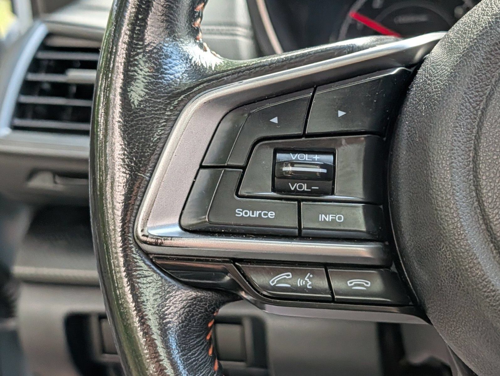 Used 2019 Subaru Crosstrek 2.0i Premium w/ Moonroof Package AWD/4WD image 27
