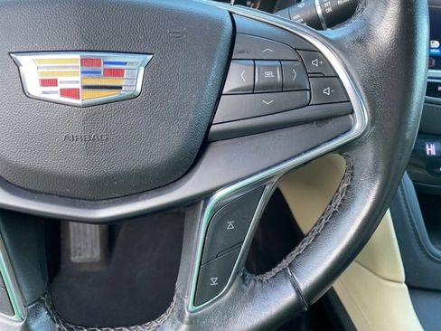 Used 2019 Cadillac XT5 Luxury image 22