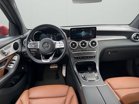 Used 2022 Mercedes-Benz GLC 300 image 23