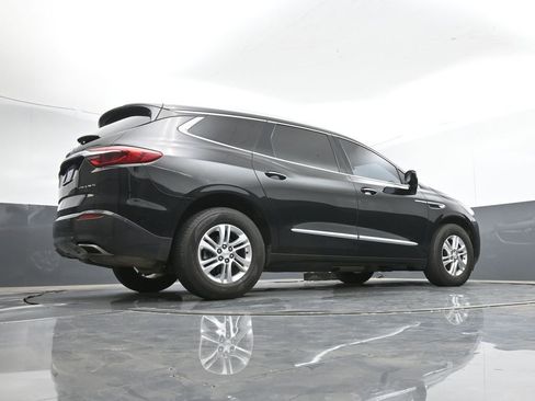Used 2018 Buick Enclave Essence image 46