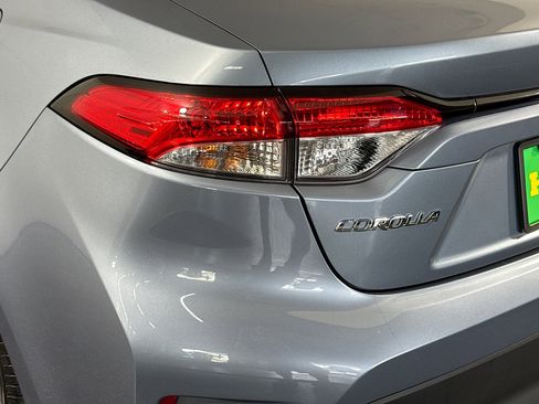 Used 2024 Toyota Corolla LE image 35
