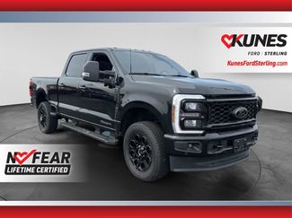 Used 2025 Ford F250 Lariat w/ Lariat Ultimate Package AWD/4WD video 1