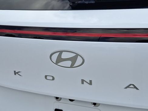 Certified 2024 Hyundai Kona Limited AWD/4WD image 30
