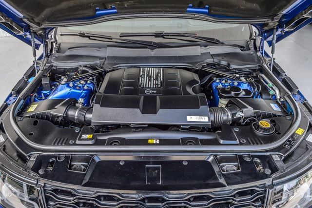 Used 2020 Land Rover Range Rover Sport SVR AWD/4WD image 17
