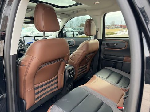 Used 2023 Ford Bronco Sport Outer Banks w/ Tech Package image 33