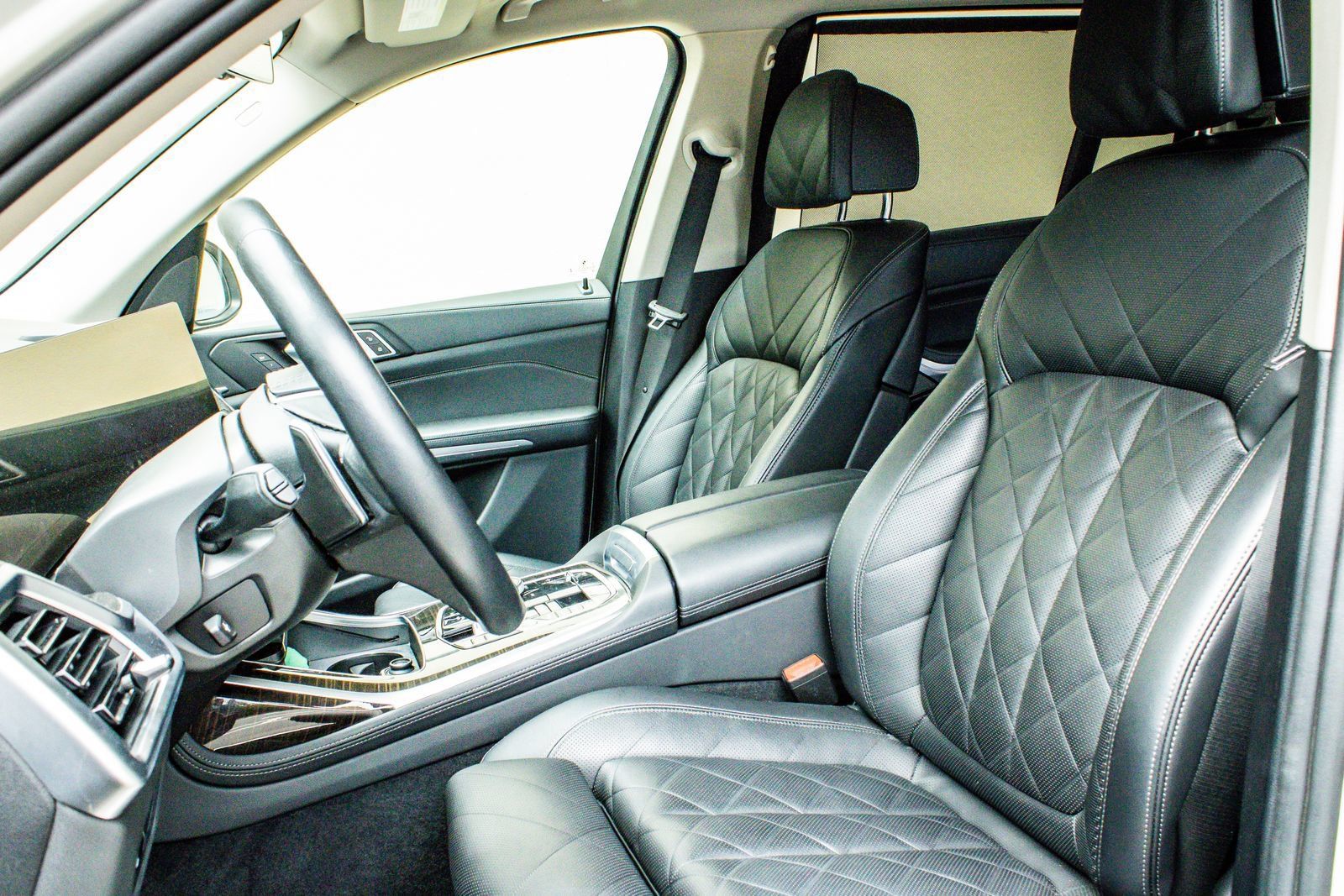 Used 2024 BMW X7 xDrive40i AWD/4WD image 11