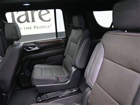 Certified 2023 Chevrolet Suburban High Country image 22