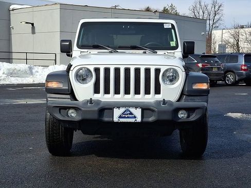 Used 2019 Jeep Wrangler Unlimited Sport S image 2