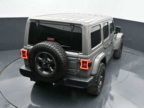 Used 2022 Jeep Wrangler Unlimited Sahara w/ Cold Weather Group AWD/4WD image 28