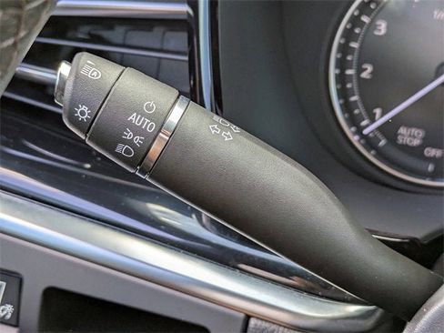 New 2025 Cadillac XT6 Luxury image 28