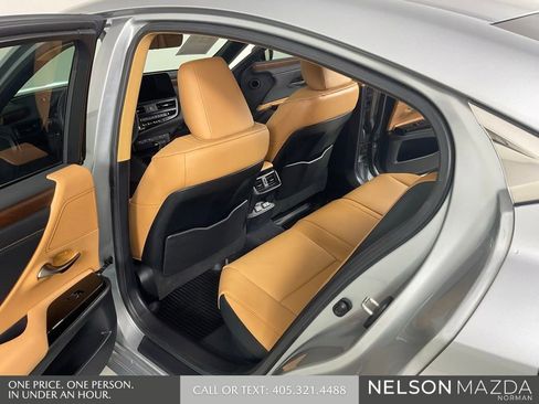 Used 2025 Lexus ES 300h F Sport w/ Accessory Package (Z2) FWD image 13