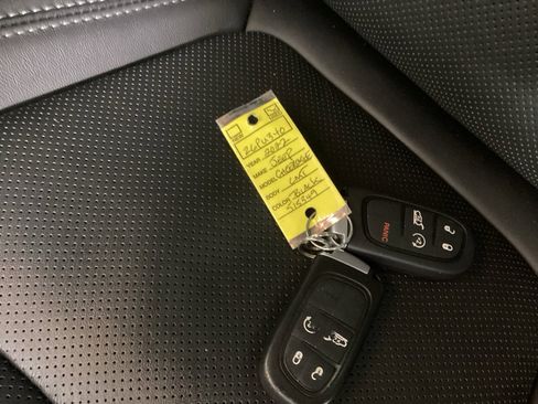 Used 2022 Jeep Cherokee Limited w/ Elite Package image 31