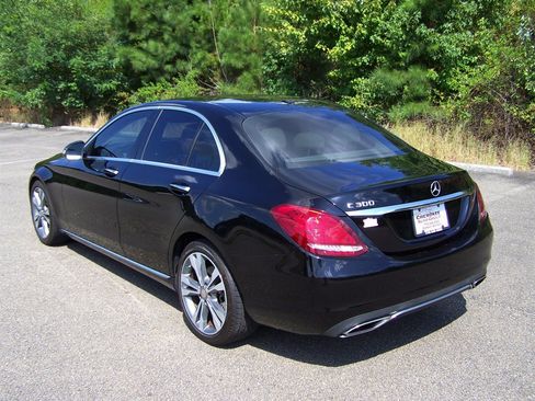 Used 2015 Mercedes-Benz C 300 Sedan image 2