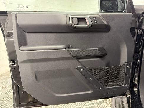 New 2026 Ford Bronco Outer Banks image 15