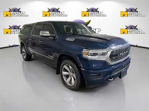 Used 2022 RAM 1500 Limited w/ Body-Colour Bumper Group AWD/4WD image 3