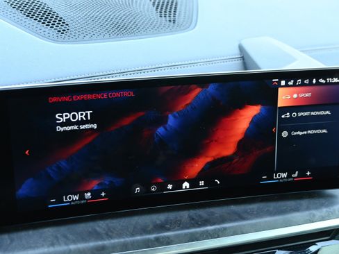 Certified 2025 BMW X5 xDrive40i w/ Premium Package image 28