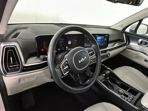 Used 2025 Kia Sorento S w/ Panoramic Sunroof Package FWD image 14