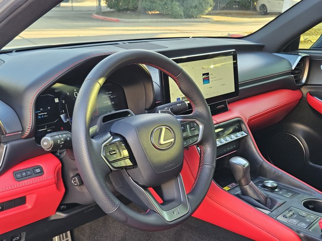 Used 2026 Lexus IS 350 F Sport w/ Technology Package RWD image 13