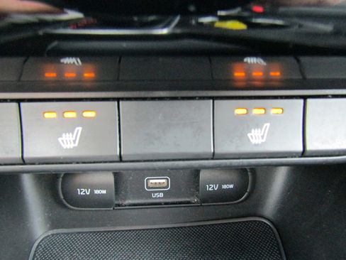 Used 2020 Kia Sportage EX image 29