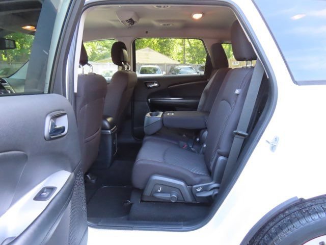 Used 2014 Dodge Journey SE w/ Flexible Seating Group FWD image 11