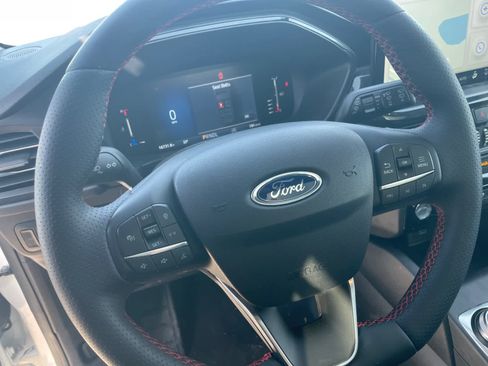 Certified 2023 Ford Escape ST-Line w/ Tech Pack #1 image 13