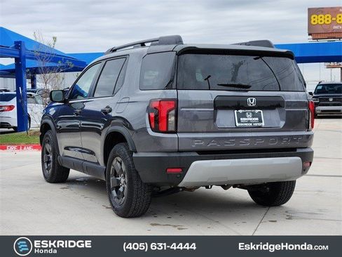 Certified 2026 Honda Passport RTL image 5