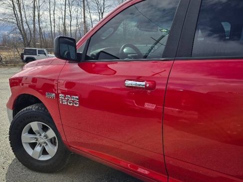 Used 2016 RAM 1500 Classic SLT AWD/4WD image 3