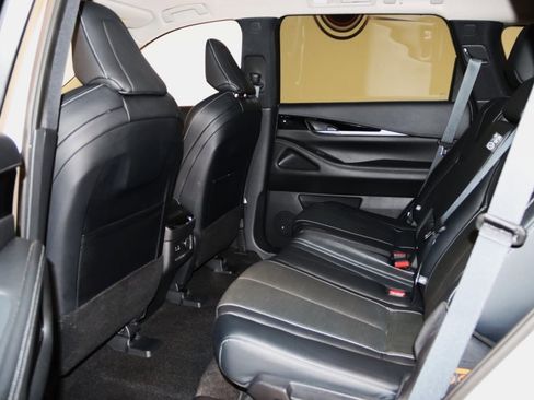 Used 2023 INFINITI QX60 Pure image 50