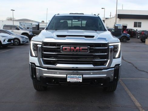 New 2026 GMC Sierra 2500 SLT w/ SLT Premium Package image 10