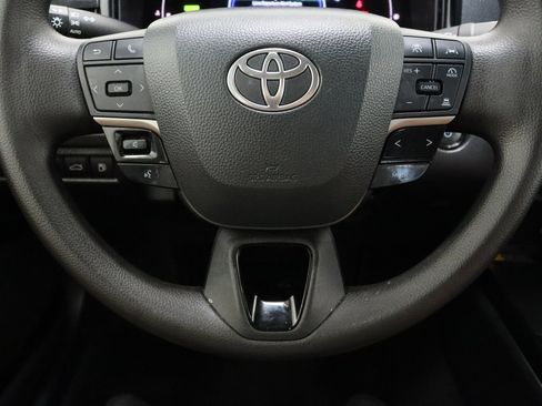 Used 2025 Toyota Camry LE w/ Convenience Package FWD image 24