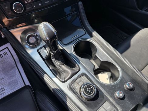 Used 2017 Nissan Maxima SR w/ Midnight Edition image 22