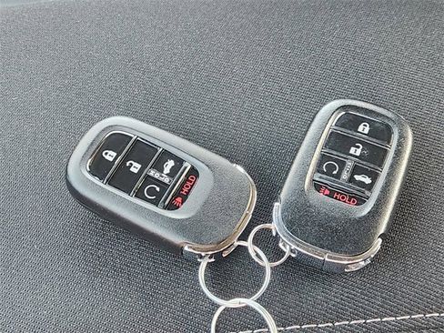 Certified 2025 Honda Civic Sport image 20