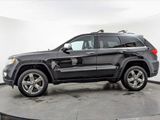 Used 2013 Jeep Grand Cherokee Overland Summit image 3