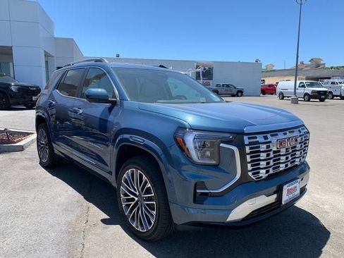 New 2026 GMC Terrain Denali AWD/4WD image 4