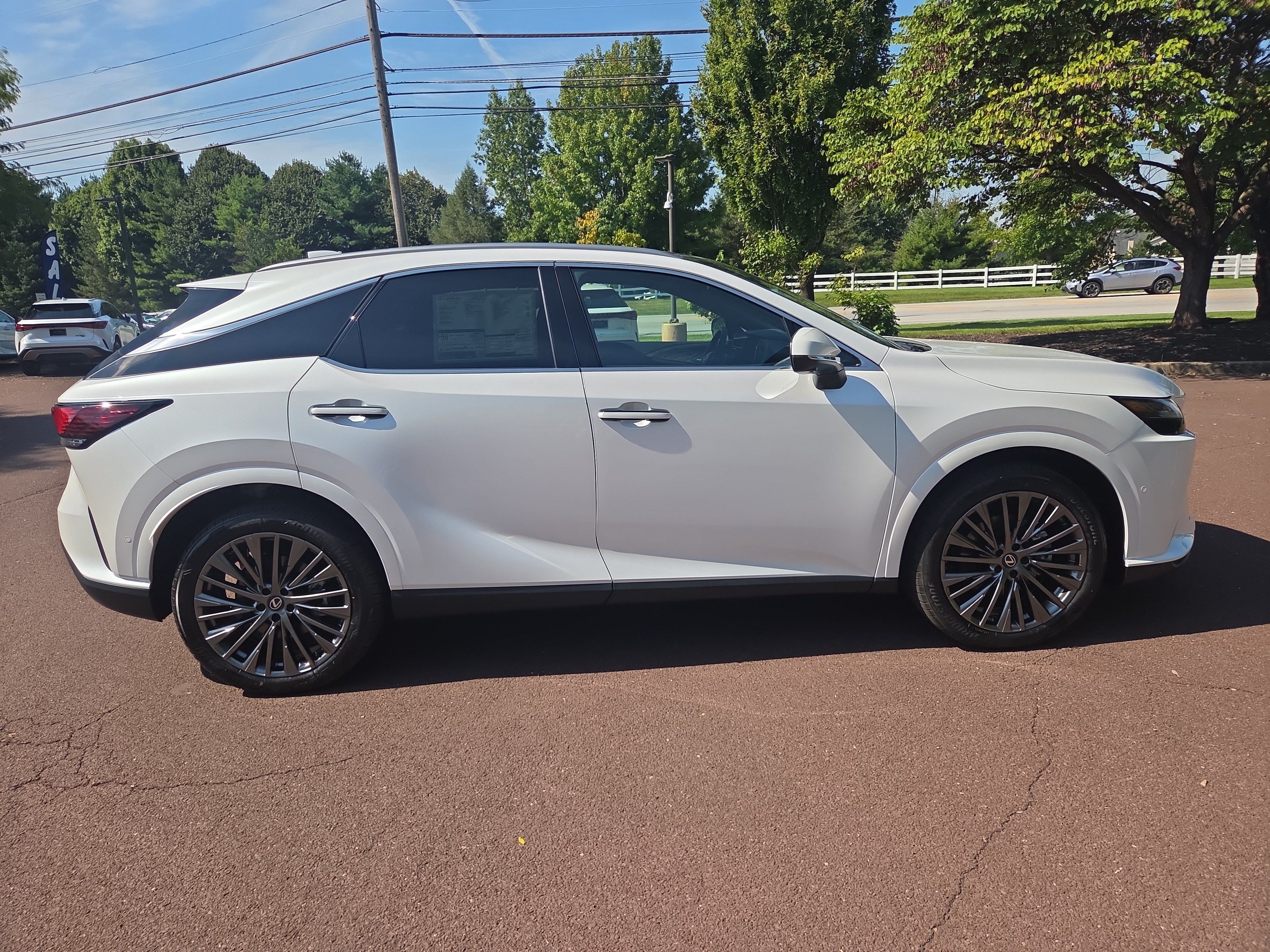 New 2026 Lexus RX 350 w/ Convenience Package AWD/4WD image 2