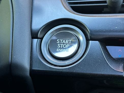 Used 2019 Lexus UX 200 w/ Premium Package image 25