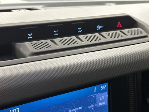 Used 2023 Ford Bronco Big Bend w/ Sasquatch Package image 35