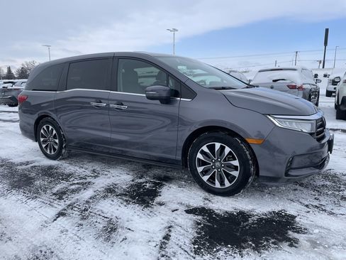 Used 2024 Honda Odyssey EX-L image 2