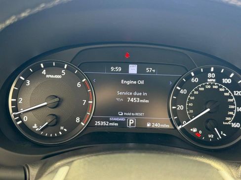 Used 2023 INFINITI QX50 Sport FWD image 23