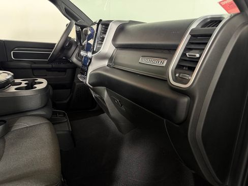 Used 2025 RAM 2500 Big Horn AWD/4WD image 31