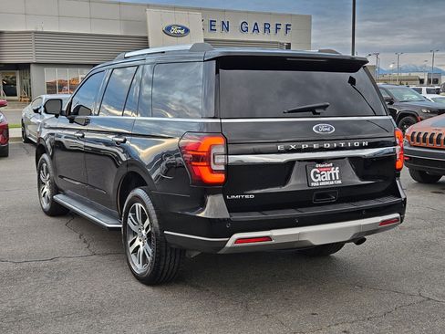 Used 2023 Ford Expedition Limited image 9